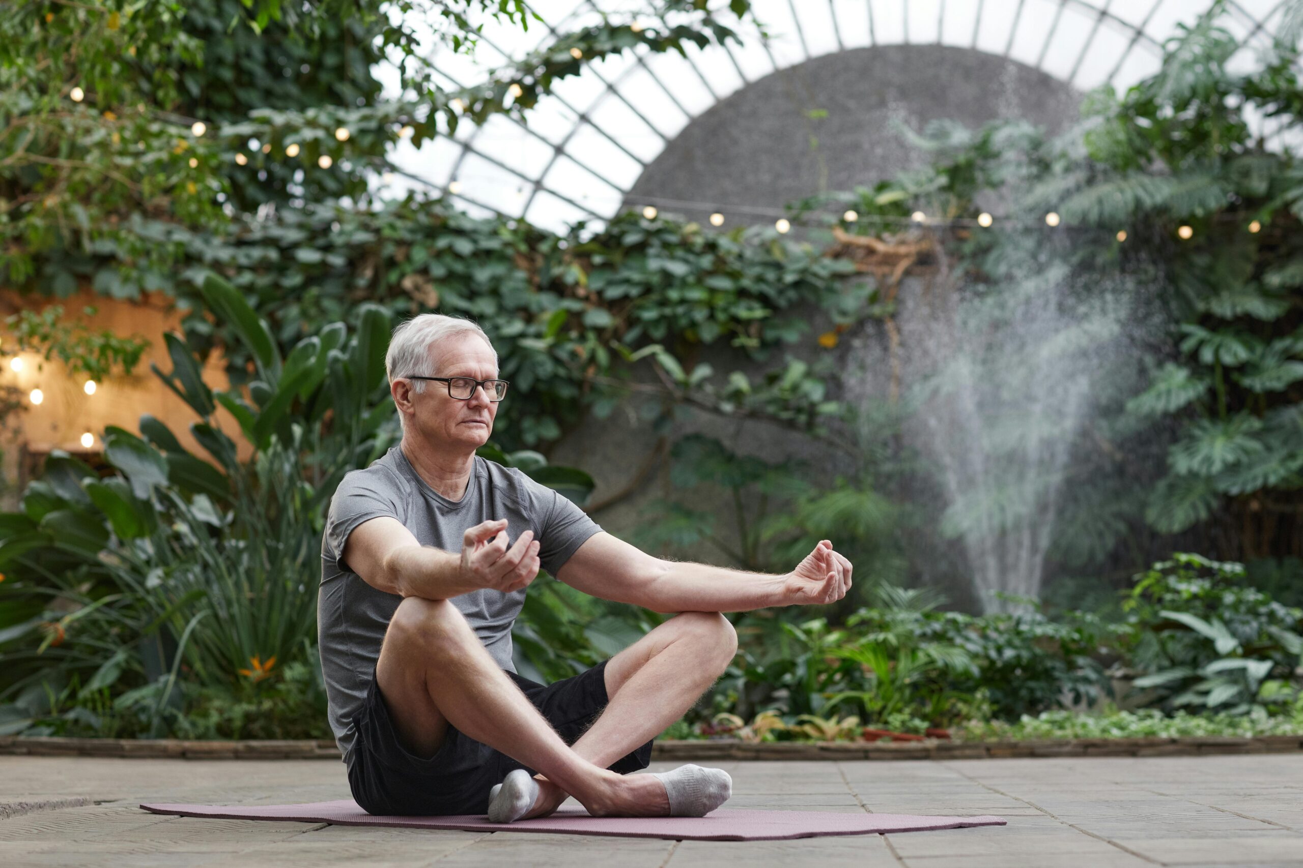Die Bedeutung von Entspannung und Meditation im Alter
